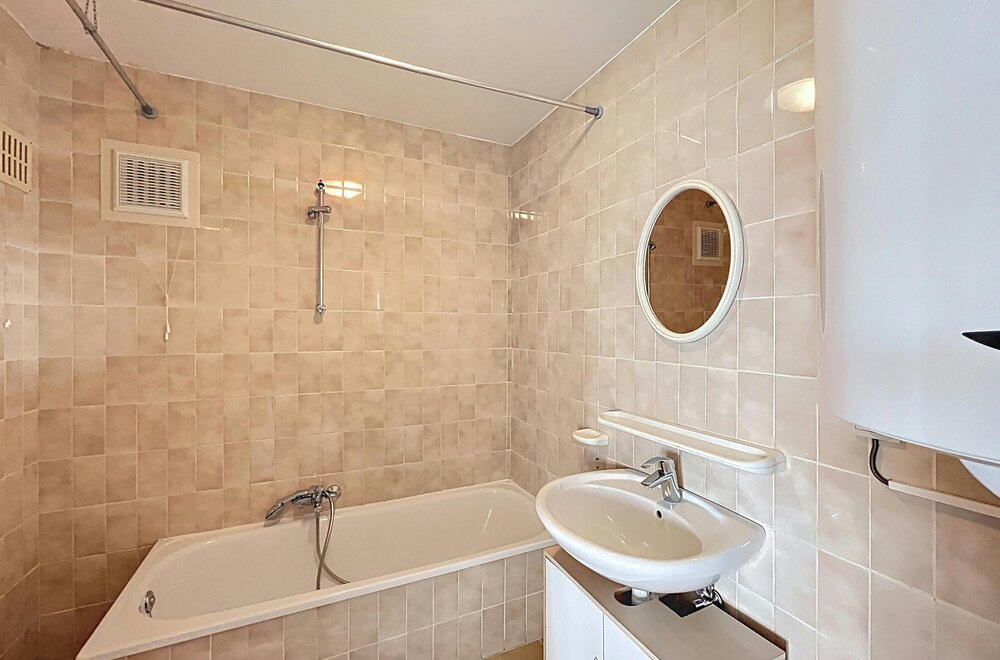 appartement-met-2-slaapkamers-in-hartje-eeklo014.jpg