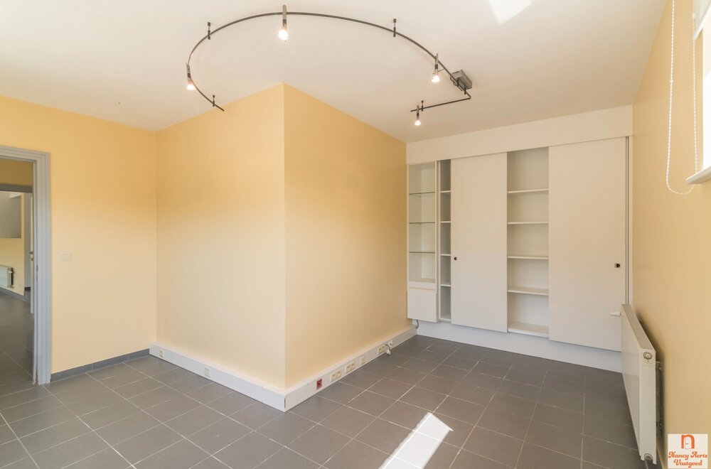 uitzonderlijke-woning-met-kantoorruimte-op-toplocatie022.jpg