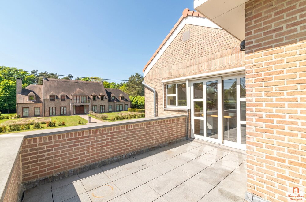 uitzonderlijke-woning-met-kantoorruimte-op-toplocatie038.jpg