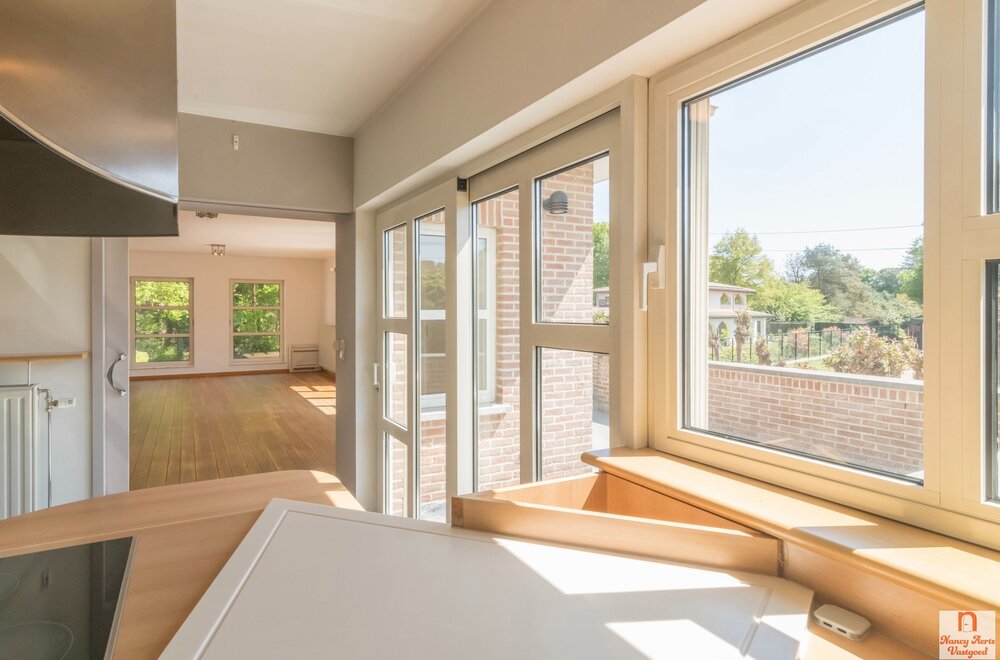 uitzonderlijke-woning-met-kantoorruimte-op-toplocatie041.jpg