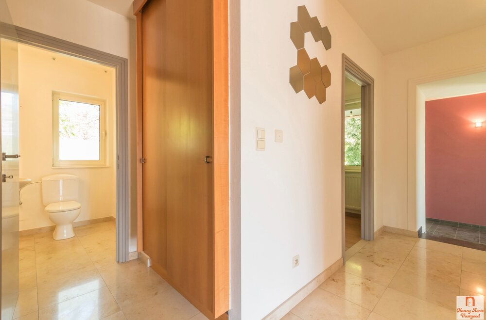 uitzonderlijke-woning-met-kantoorruimte-op-toplocatie044.jpg