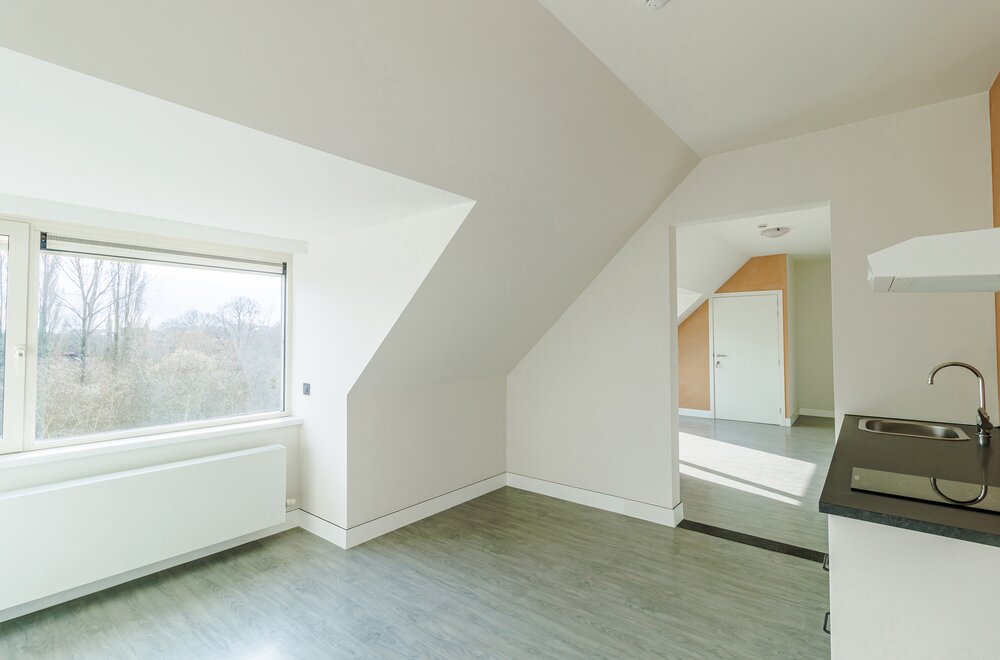 studio-209019.jpg