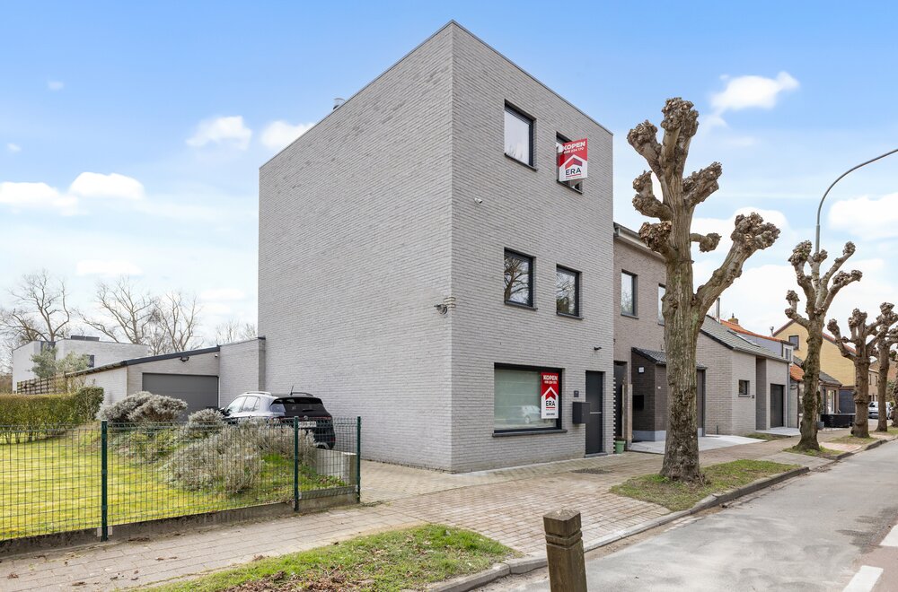 ruime-volledig-gerenoveerde-woning-te-koop-in-de-panne-002.jpg