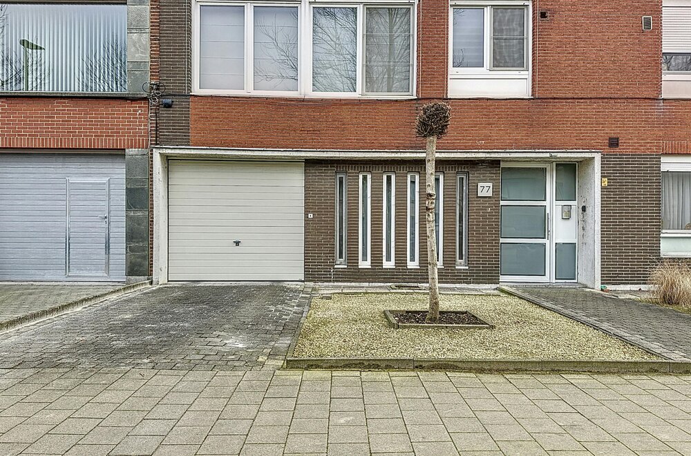 ruime-garagebox-te-koop-op-de-rietschoorvelden-in-merksem-012.jpg