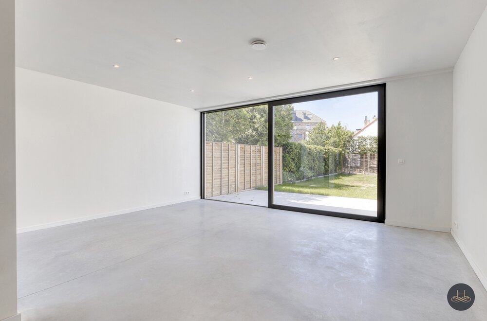 stijlvolle-energiezuinige-en-gerenoveerde-woning-met-tuin004.jpg
