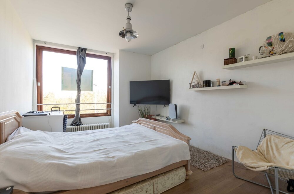 uniek-zeer-aangename-3slpk-modernistische-penthouse-met-groot-dakterras013.jpg
