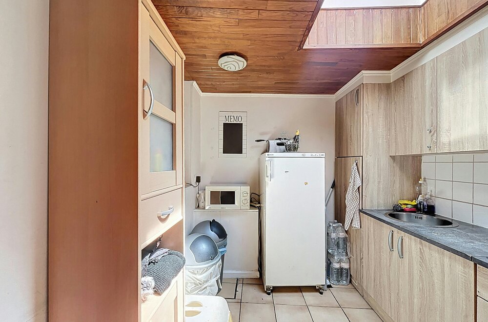stadswoning-met-2-slaapkamers-te-koop-in-eeklo003.jpg