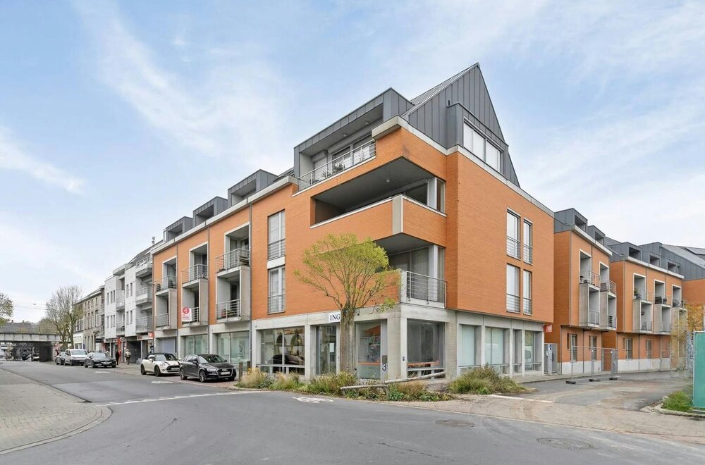 duplex-appartement-met-3-slaapkamers-en-3-terrassen-te-koop-020.jpg