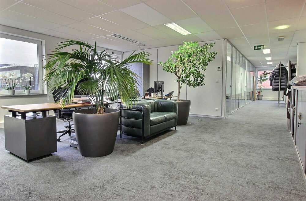 -verhuurd-kantoor-van-444m-met-10-parkings002.jpg
