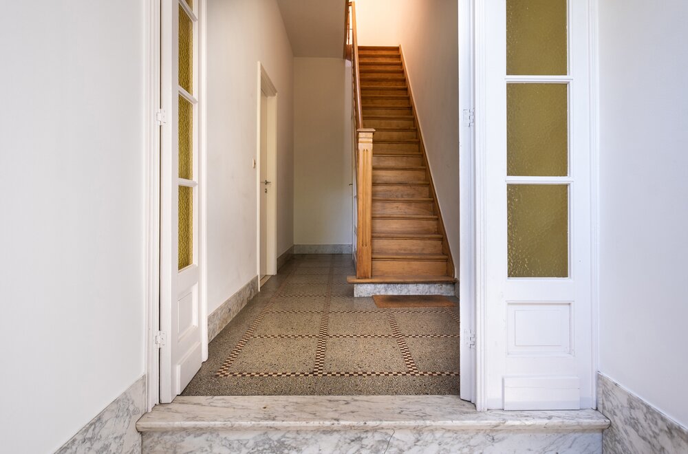 charme-ten-top-in-huis-met-3-wooneenheden-004.jpg