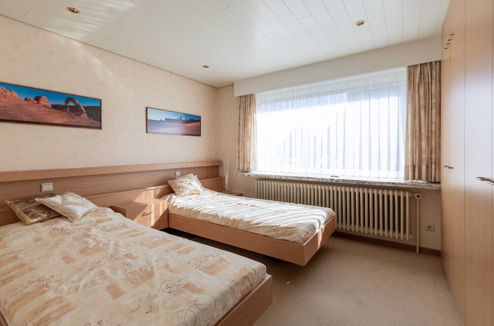 gezellige-woning-met-karakter-atelier-en-prachtige-tuin-2-percelen-in-residentieel-sint-andries-013.jpg