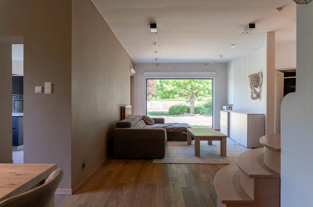 instapklare-villa-op-817-m-met-ruime-tuin-in-zeveneken-lochristi-005.jpg