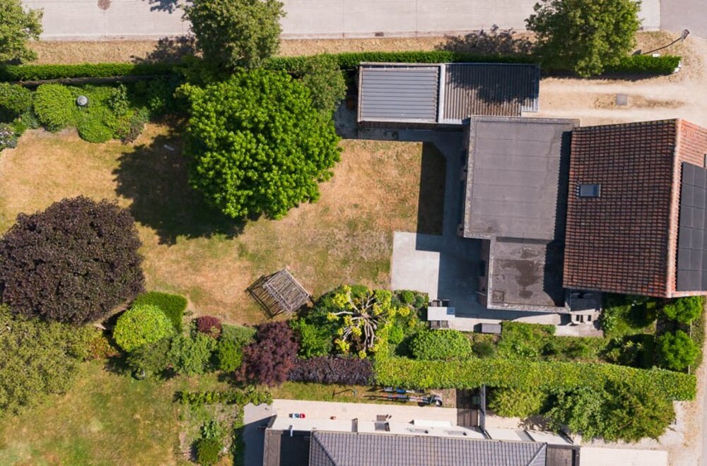 instapklare-villa-op-817-m-met-ruime-tuin-in-zeveneken-lochristi-018.jpg