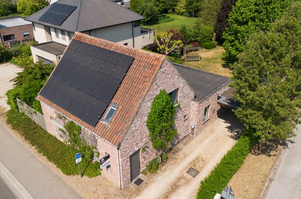 instapklare-villa-op-817-m-met-ruime-tuin-in-zeveneken-lochristi-021.jpg