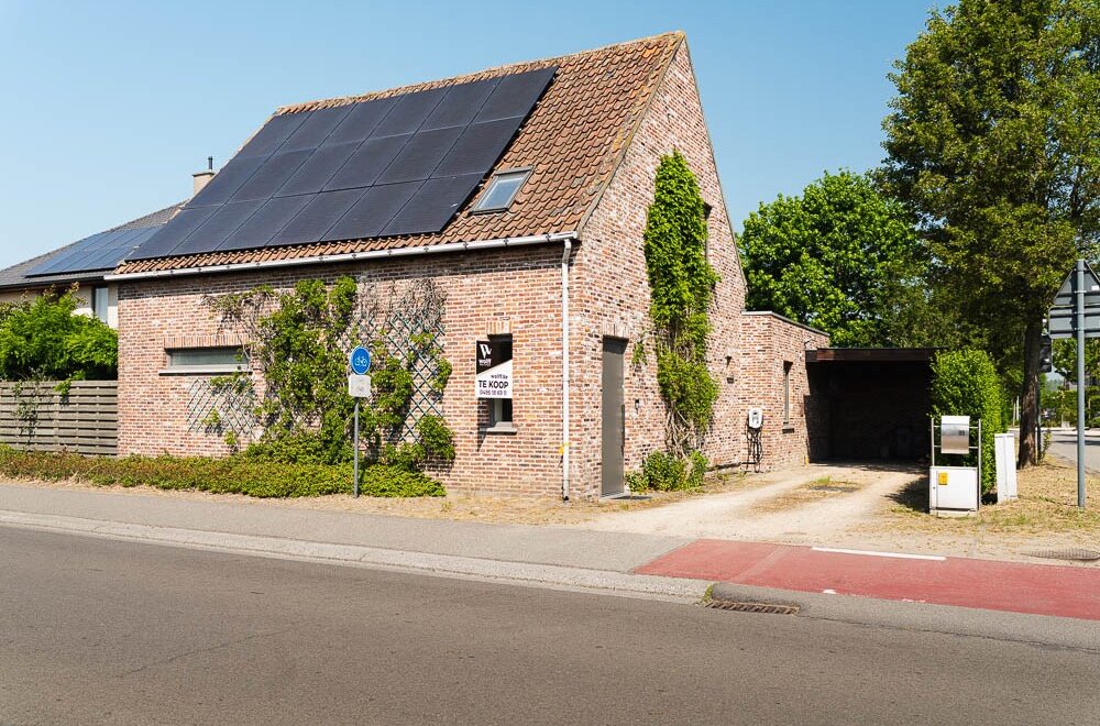 instapklare-villa-op-817-m-met-ruime-tuin-in-zeveneken-lochristi-022.jpg