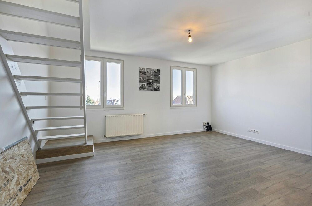 gerenoveerd-appartement-met-2-slaapkamers-in-koksijde-bad002.jpg