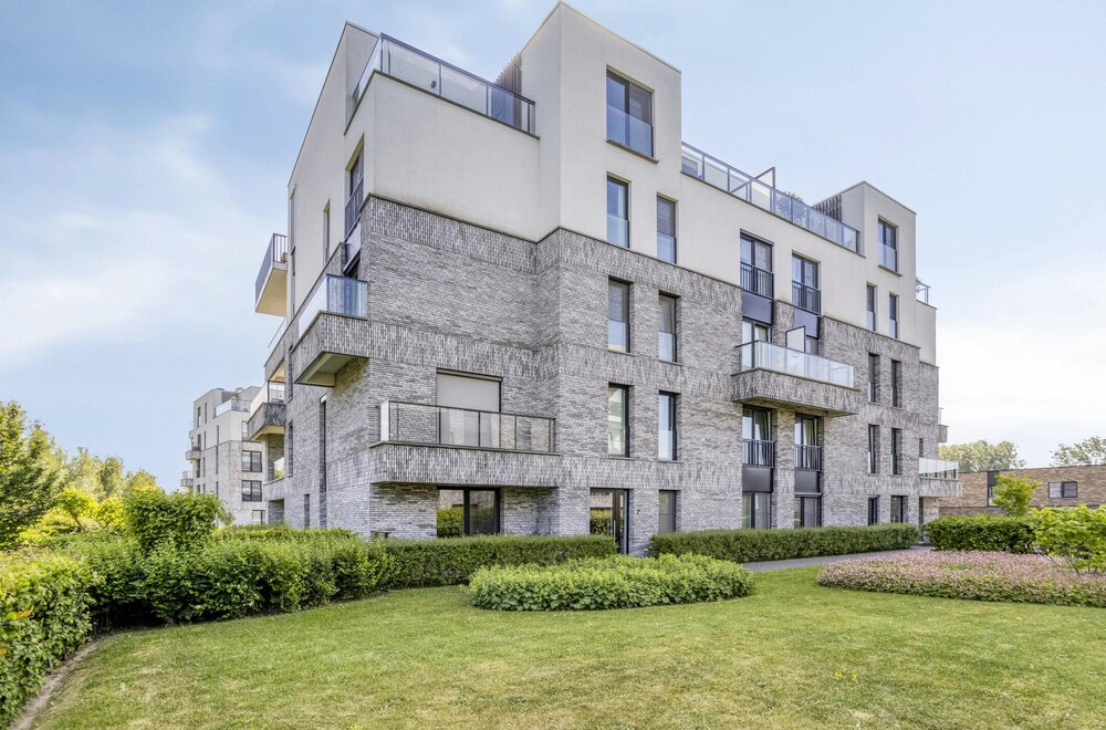 energiezuinig-gelijkvloers-appartement-met-terras-in-boom003.jpg