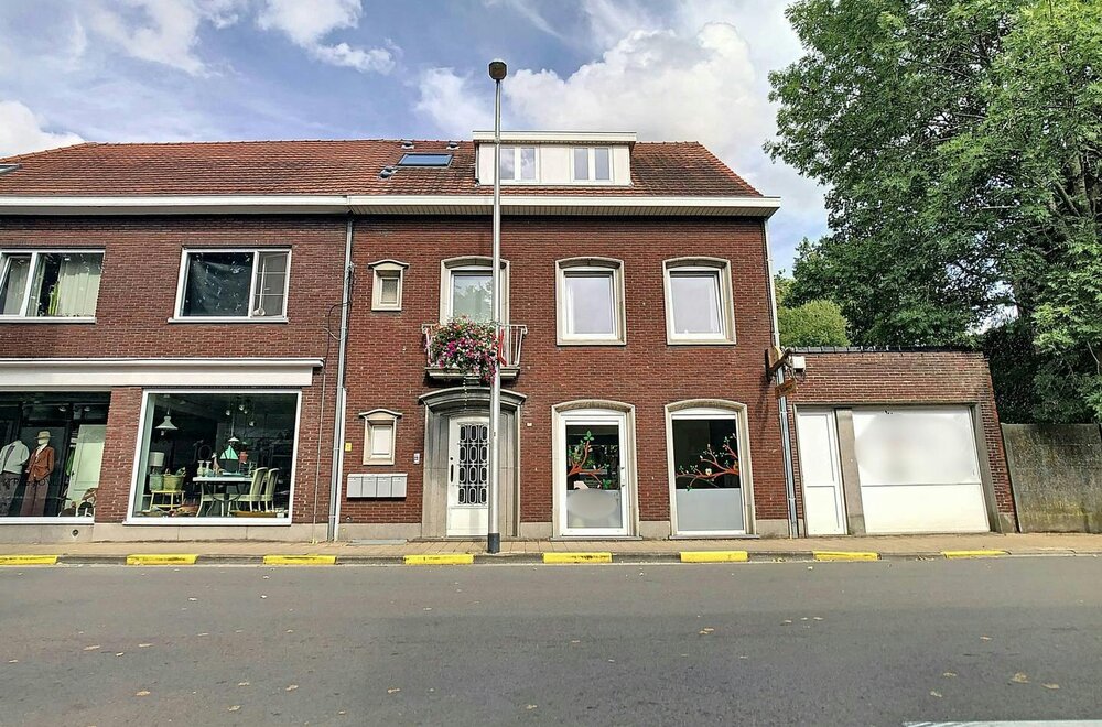 patrimoniumvennootschap-met-opbrengsteigendom-en-handelspand-in-essen-antwerpen003.jpg