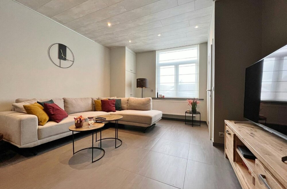 instapklaar-huis-te-koop-in-het-centrum-van-langemark-met-uitweg-001.jpg