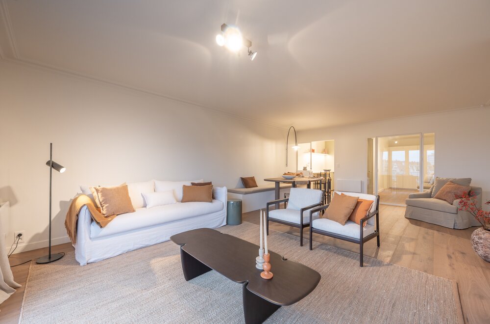 uiterst-smaakvol-en-lichtrijk-appartement-met-open-zicht-op-zee-en-park-in-duinbergen003.jpg
