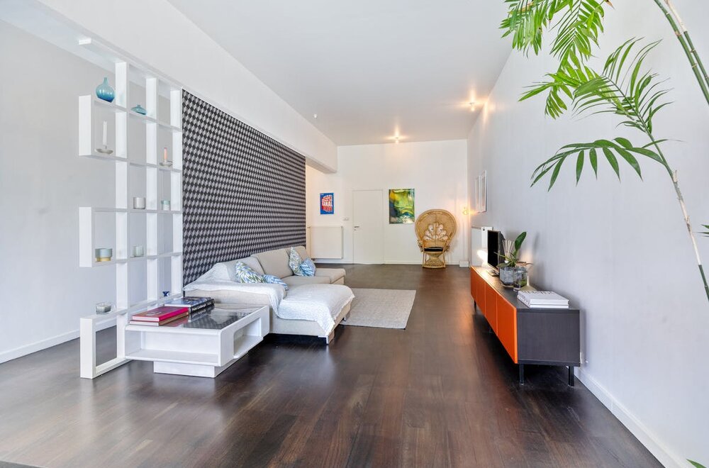 lichtrijke-loft-te-koop-aan-de-kanaalzone-dansaert-brussel003.jpg