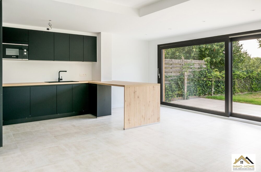 gerenoveerde-woning-op-top-ligging-in-lochristi004.jpg
