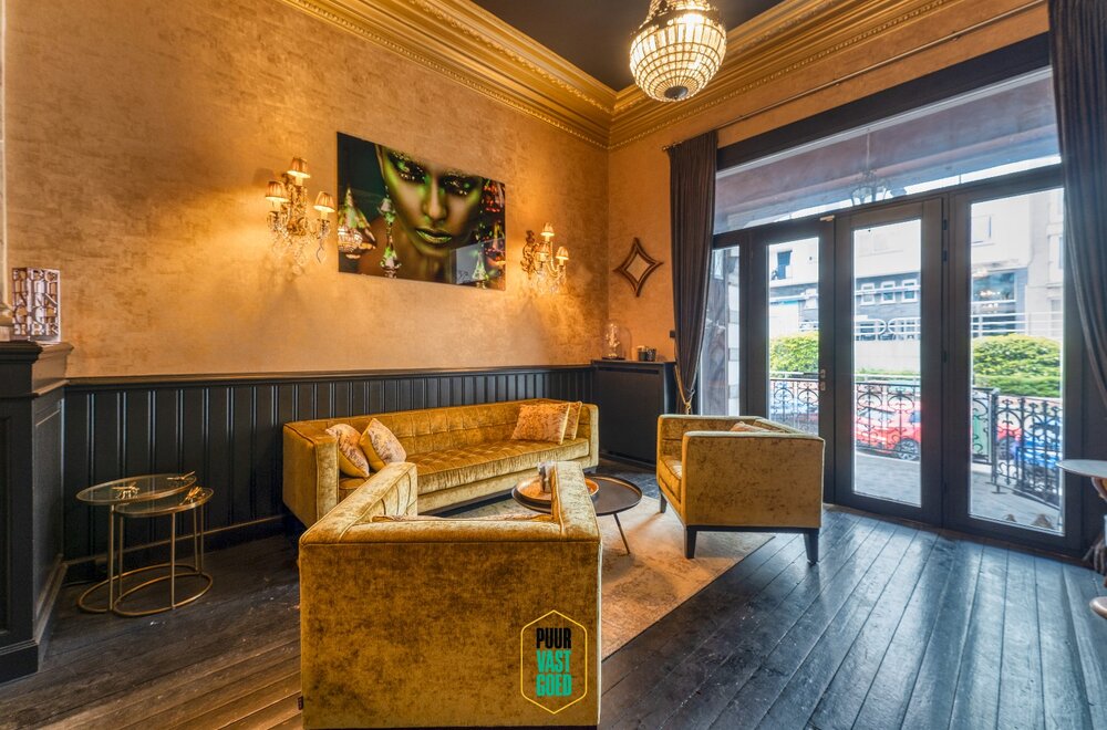 luxueus-wonen-verblijven-genieten-en-feesten-op-een-steenworp-van-het-strand004.jpg