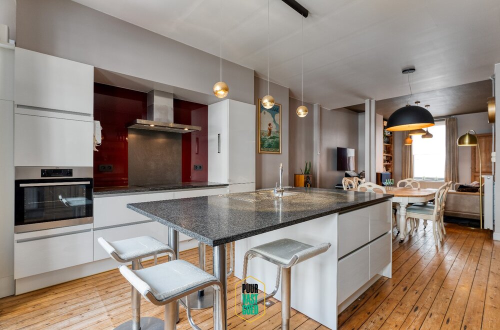 luxueus-wonen-verblijven-genieten-en-feesten-op-een-steenworp-van-het-strand017.jpg
