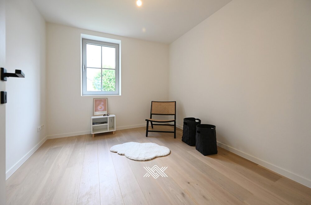 afgewerkte-nieuwbouwwoning-met-vier-slaapkamers-6-btw-mogelijk013.jpg