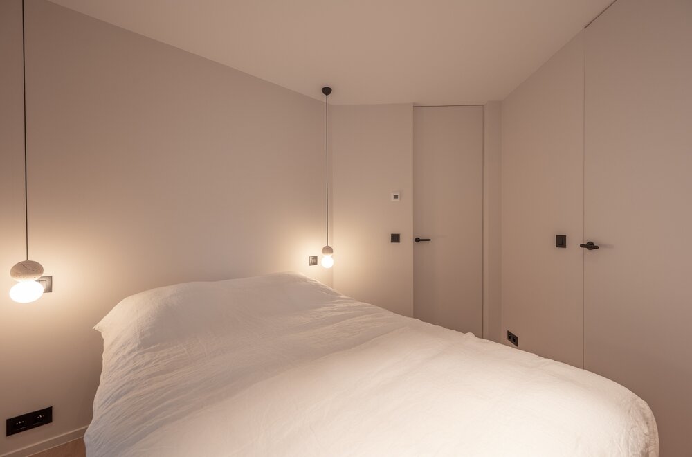 luxueus-gerenoveerd-appartement-met-frontaal-zeezicht-op-toplocatie013.jpg