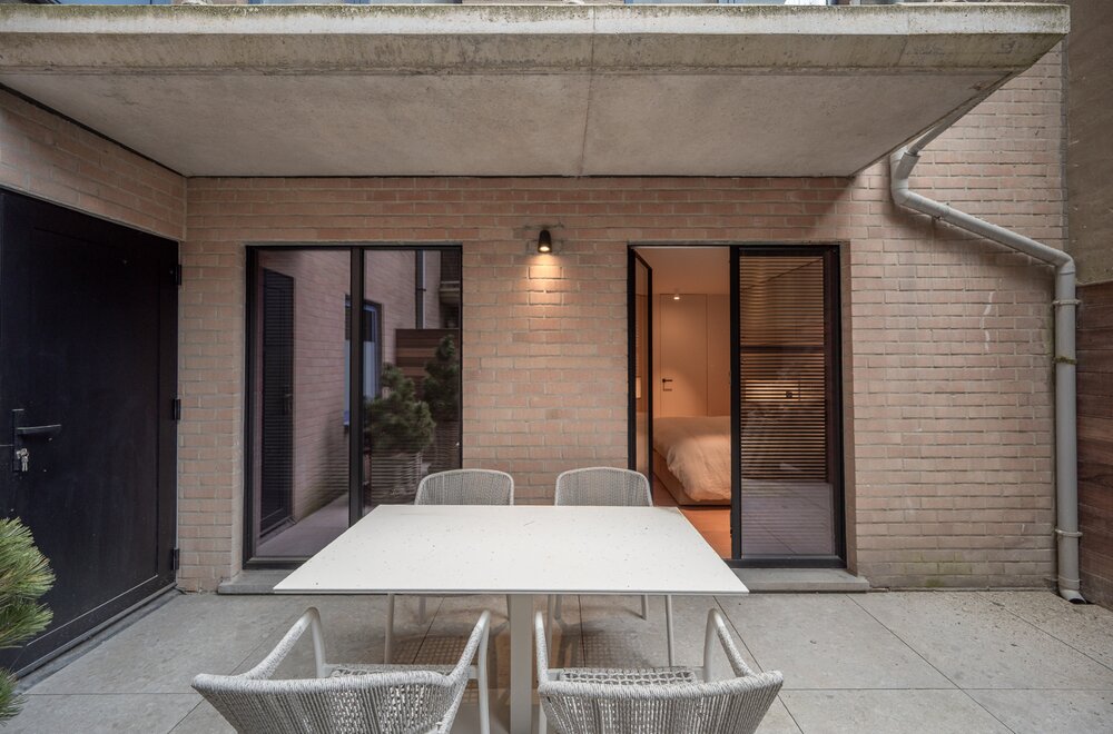 luxueus-gerenoveerd-appartement-met-frontaal-zeezicht-op-toplocatie021.jpg