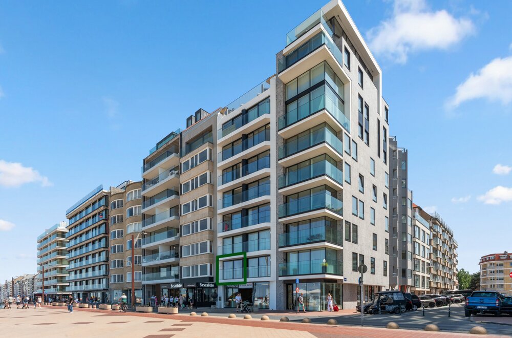 luxueus-gerenoveerd-appartement-met-frontaal-zeezicht-op-toplocatie025.jpg