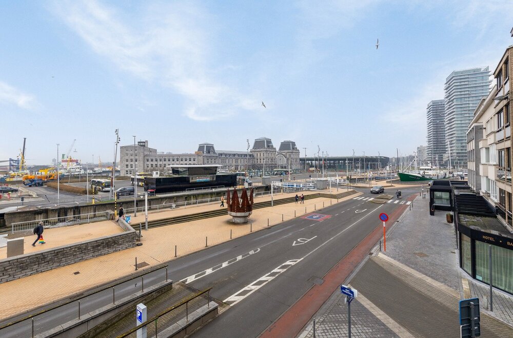 uniek-handelspand-aan-de-visserskaai-te-oostende030.jpg