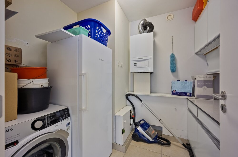 ruim-en-energiezuinig-appartement-met-garage-te-brugge007.jpg