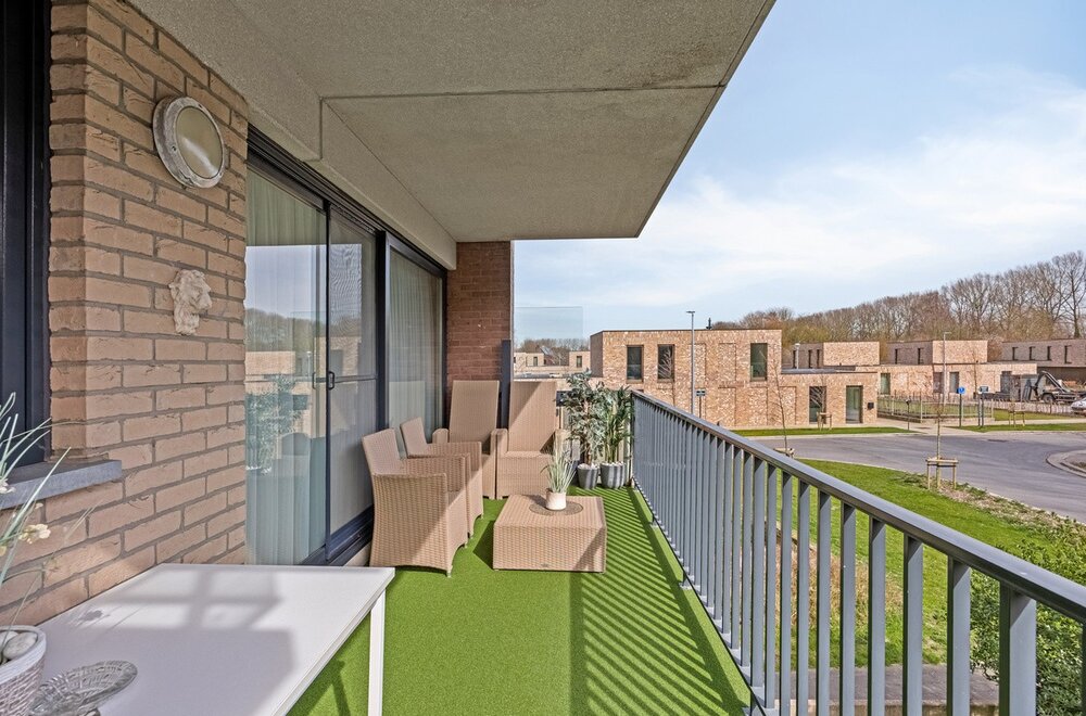 ruim-en-energiezuinig-appartement-met-garage-te-brugge015.jpg