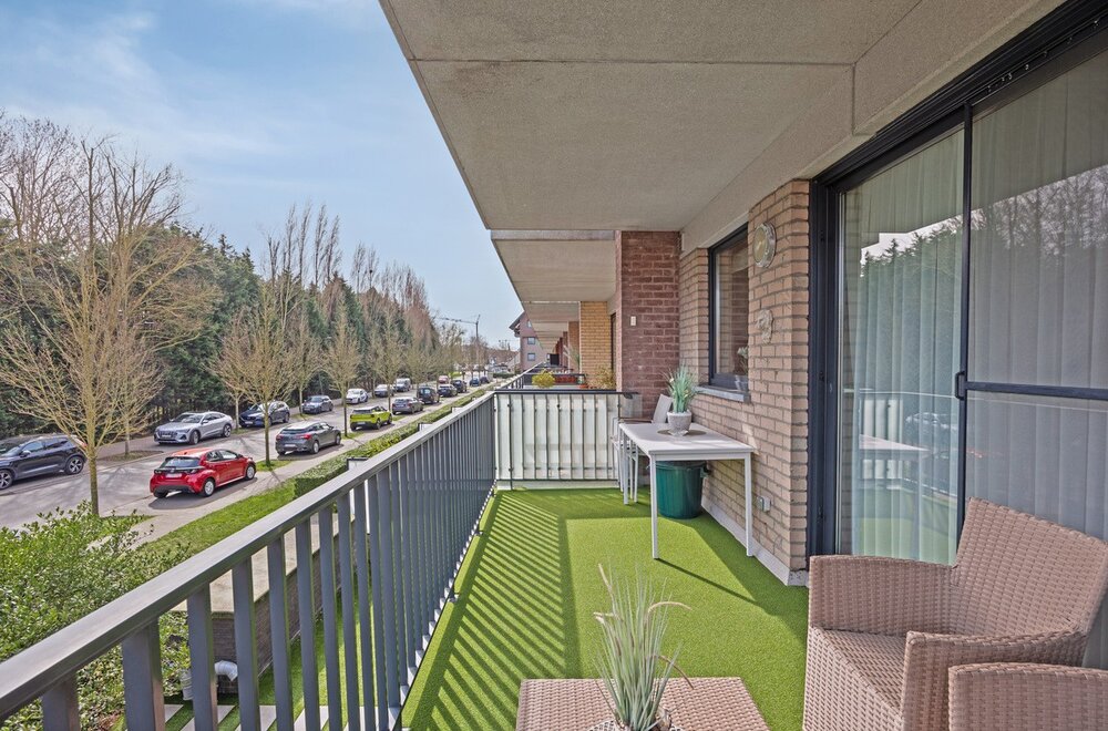 ruim-en-energiezuinig-appartement-met-garage-te-brugge016.jpg