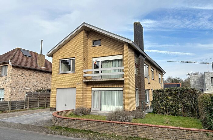 8670 Koksijde