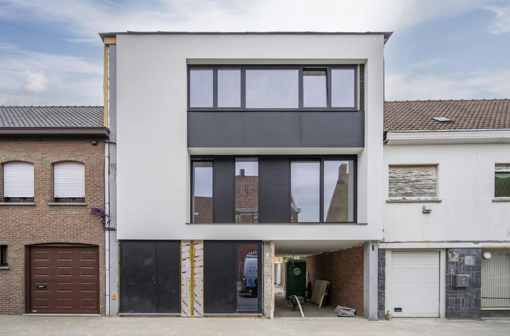 investeringseigendom-met-3-appartementen-te-koop-in-waregem001.jpg
