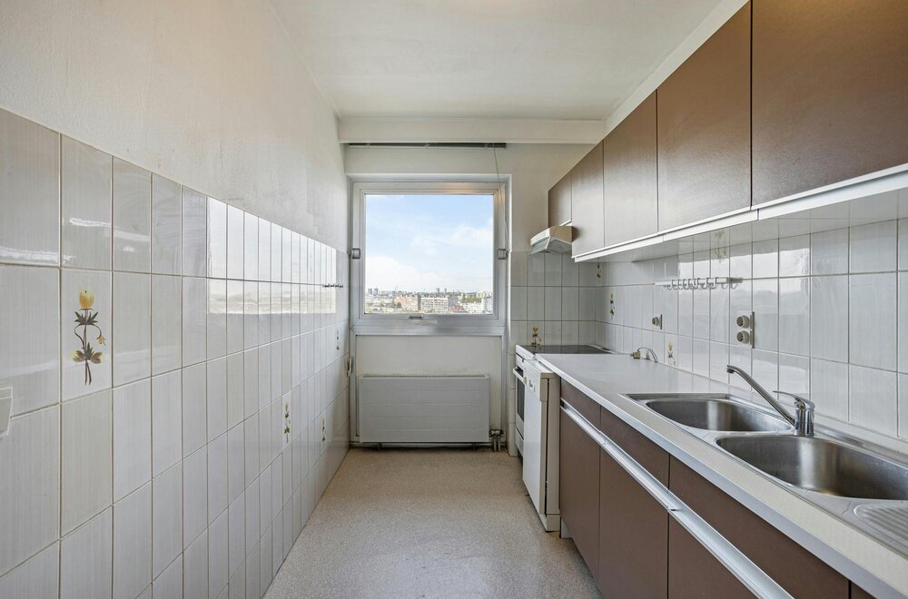 lichtrijk-appartement-met-2-terrassen-te-koop-in-merksem007.jpg