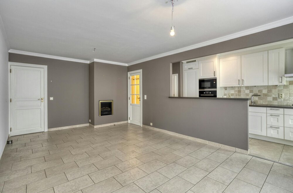 instapklaar-appartement-met-2-slaapkamers-en-terras-te-koop-in-hoboken005.jpg