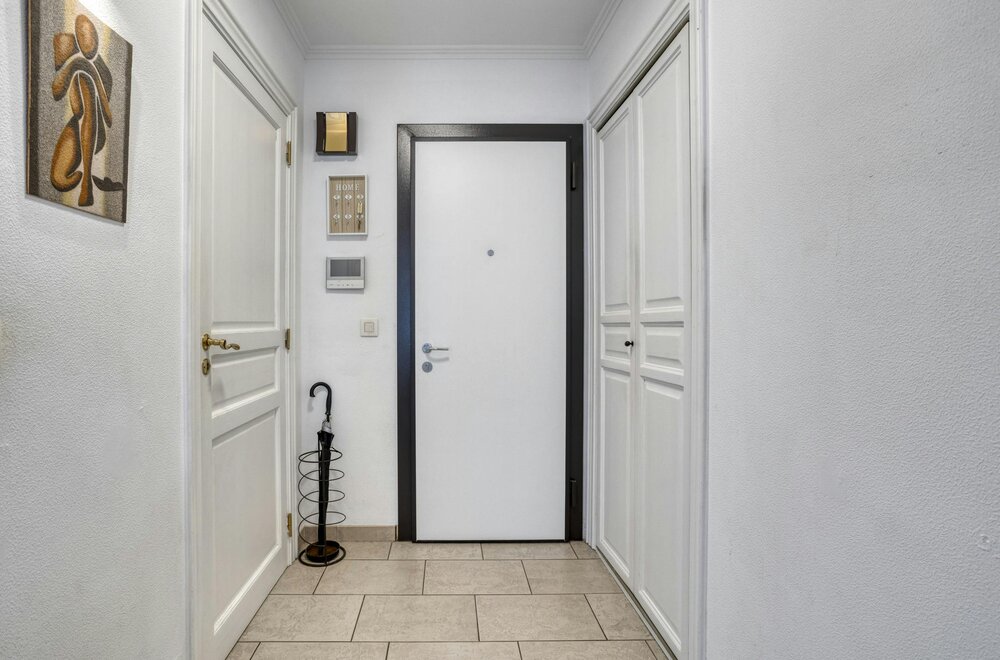 instapklaar-appartement-met-2-slaapkamers-en-terras-te-koop-in-hoboken007.jpg