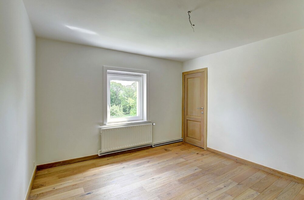 prachtige-gerenoveerde-gezinswoning-met-leuke-grond-011.jpg