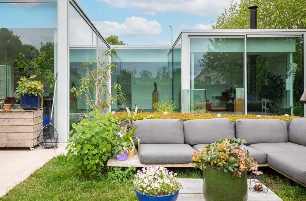 puur-architectuur-sublieme-energiezuinige-villa-met-praktijk-in-het-groen-tussen-oostkamp-en-brugge-013.jpg