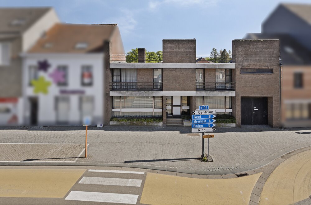 uniek-karakterpand-met-praktijkruimte-te-koop-in-het-hartje002.jpg