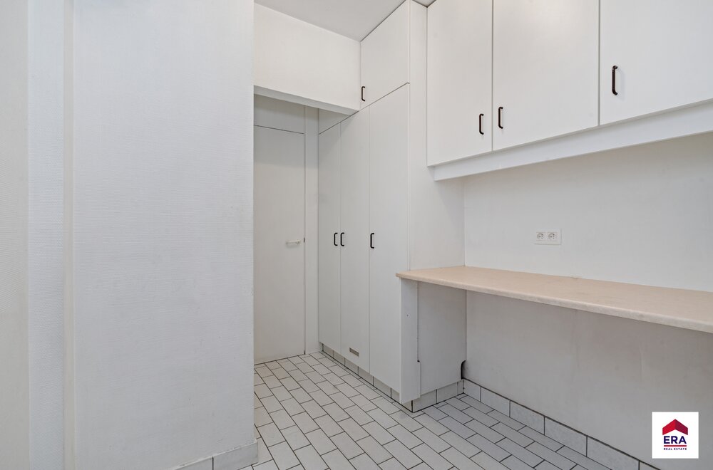 ruime-gezinswoning-met-5-slaapkamers-en-tuin008.jpg