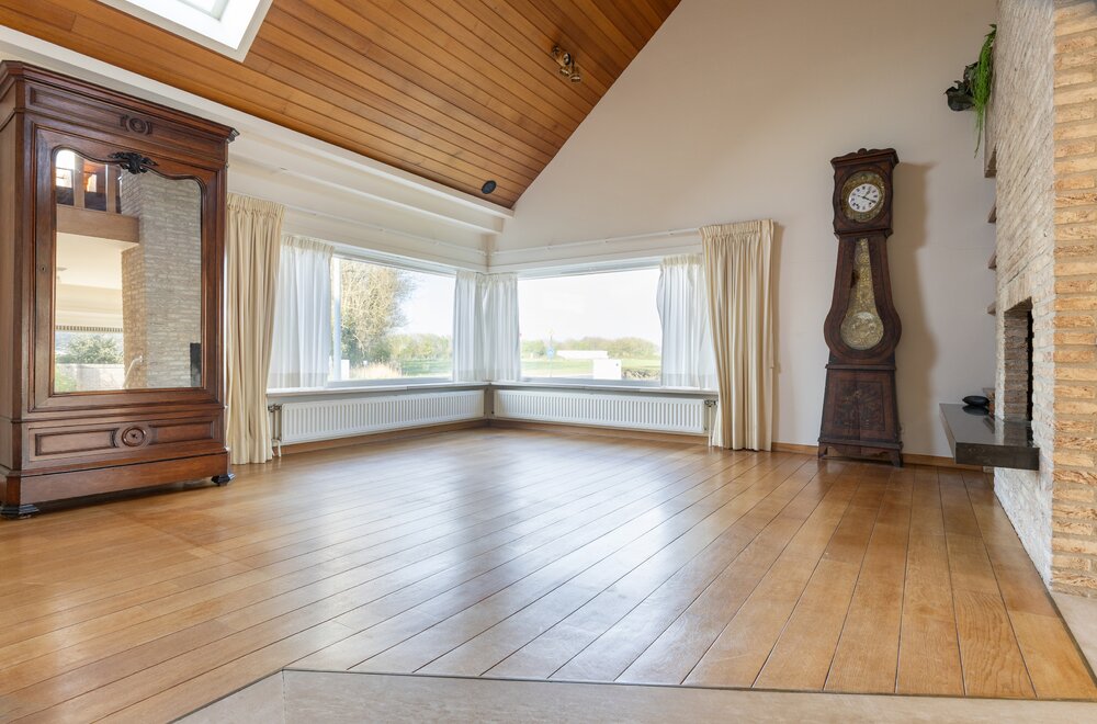 te-renoveren-villa-te-koop-in-veurne-007.jpg