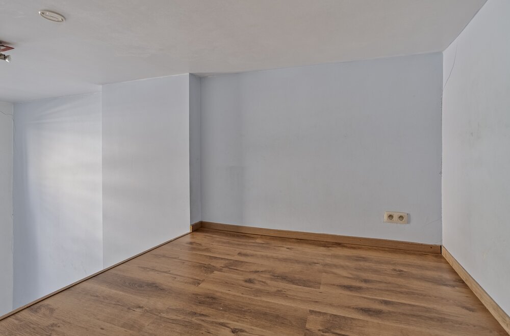 stadswoning-met-5-kamers-en-koer-te-koop-in-centrum-leuven010.jpg