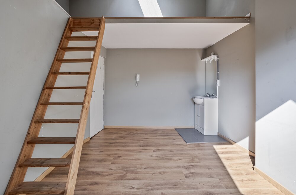 stadswoning-met-5-kamers-en-koer-te-koop-in-centrum-leuven019.jpg