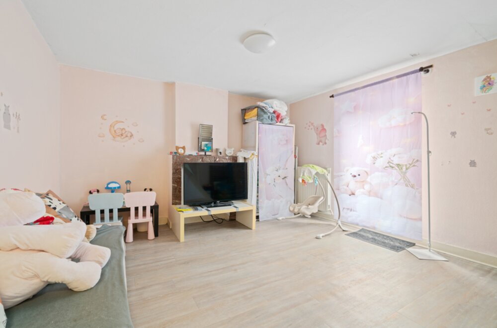 te-renoveren-woning-met-handelsruimte-te-koop-in-herent010.jpg
