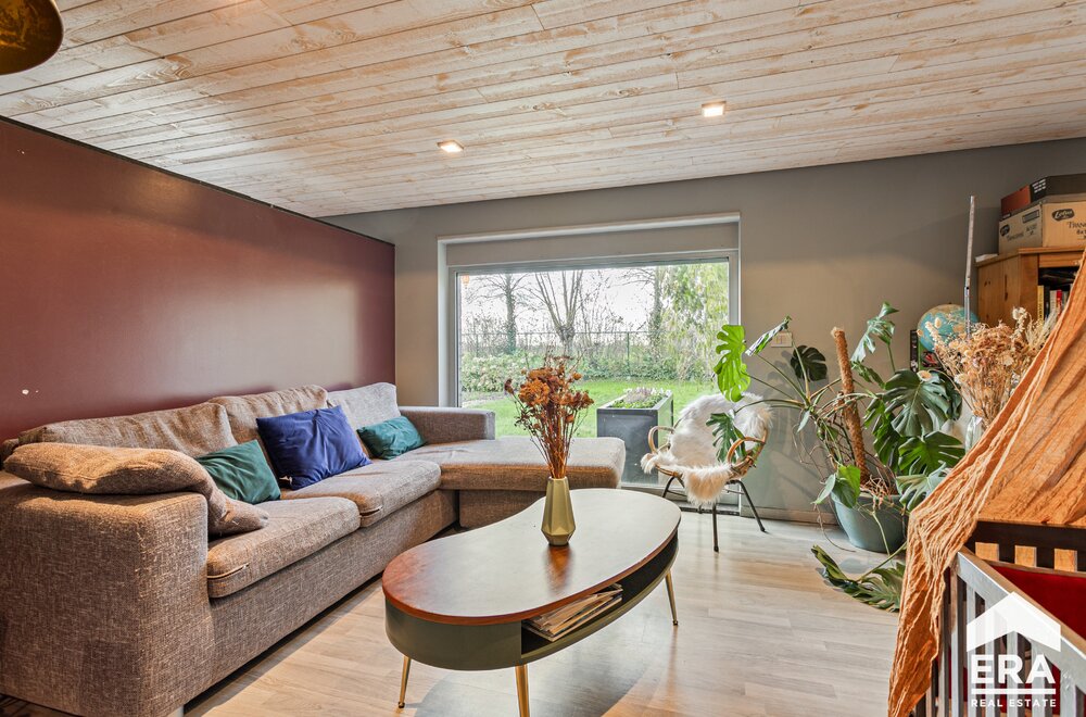 energiezuinige-en-instapklare-woning-met-loods-in-wingene007.jpg